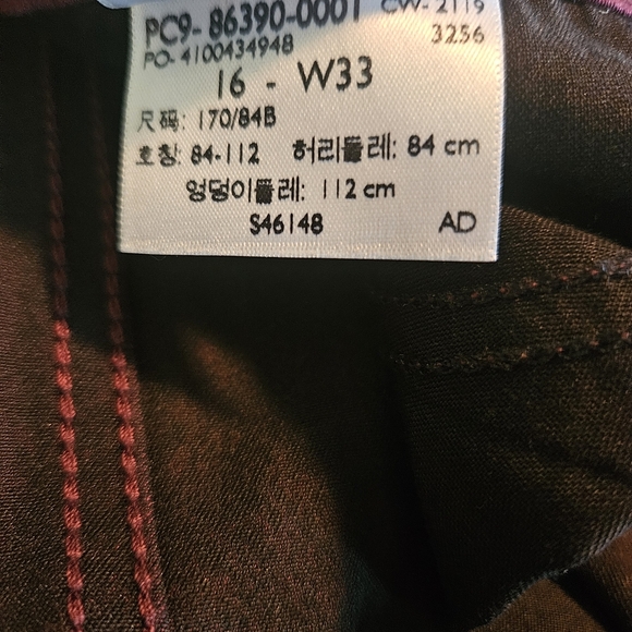 Signature by Levi Strauss Burgundy Velvet Pants - Picture 5 of 8